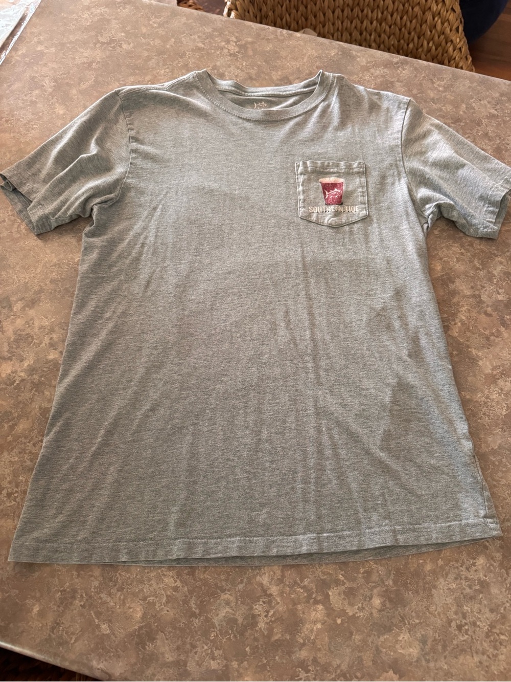 Southern Tide Men's Heather Light Gray Pocket Tee with Red Logo